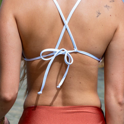 בגד ים חלק עליון CHICA - לבן + חמרה